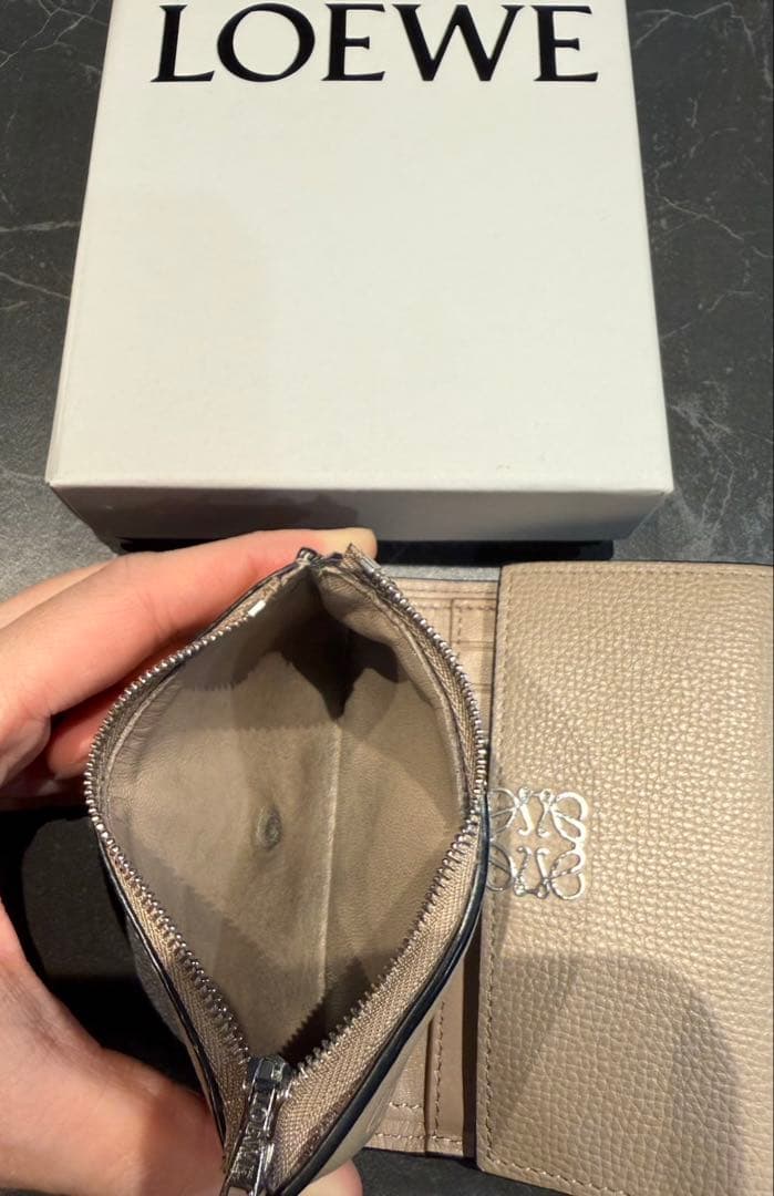 こゆ◎美品◎ロエベ LOEWE◎アナグラムバーティカルウォレット