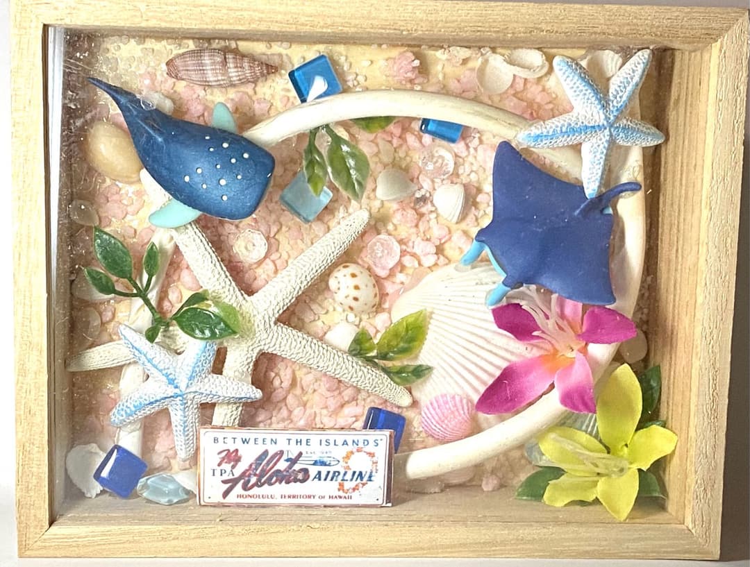 ハワイアン サーフィンオブジェ 海の中