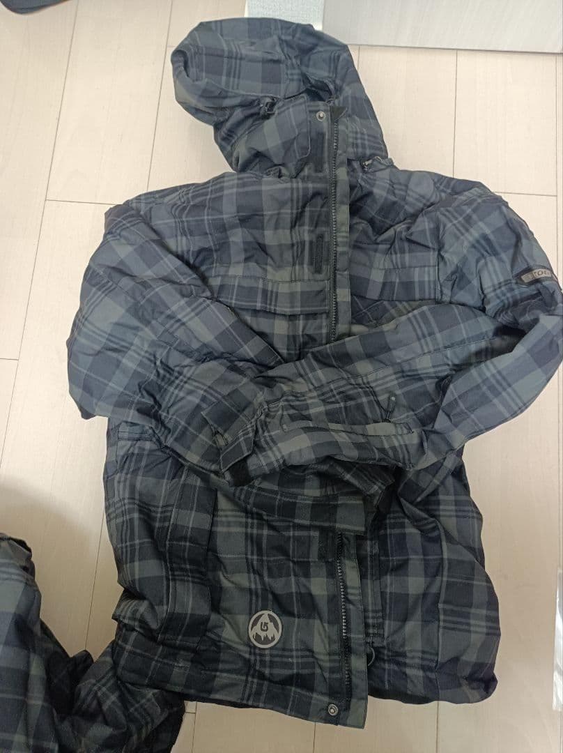Burton スノーボードウェア Lサイズ