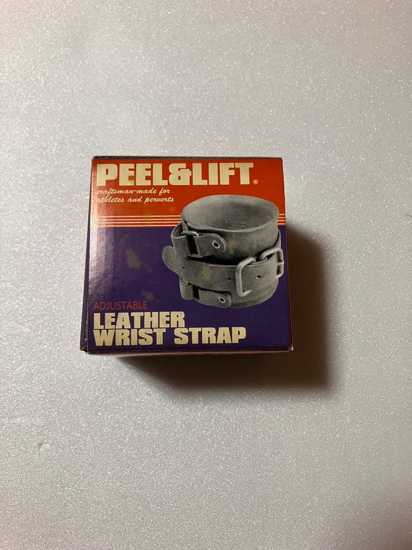 Shi 　weekend sequel PEEL&LIFT レザーリスト