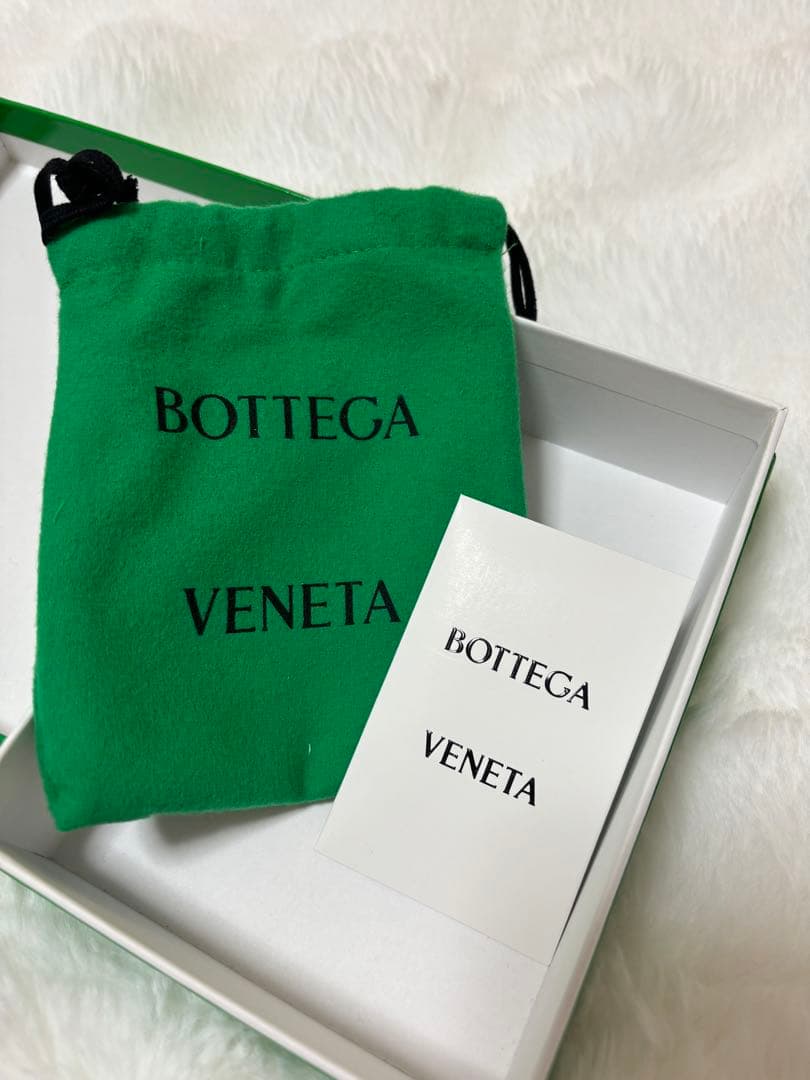 BOTTEGA VENETA 二つ折り財布 ライトブルー