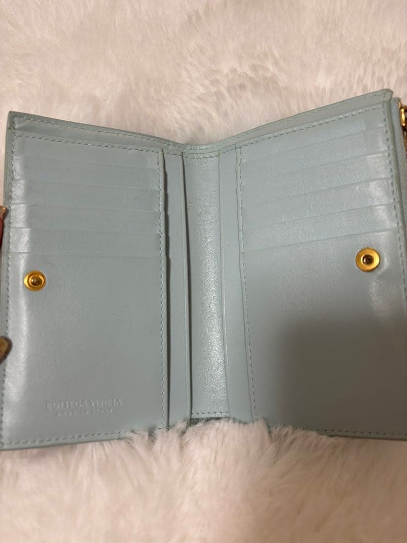 BOTTEGA VENETA 二つ折り財布 ライトブルー