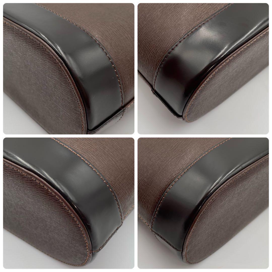 高級　バーバリー　ノバチェック シャドーホース　レザー　ハンドバッグ