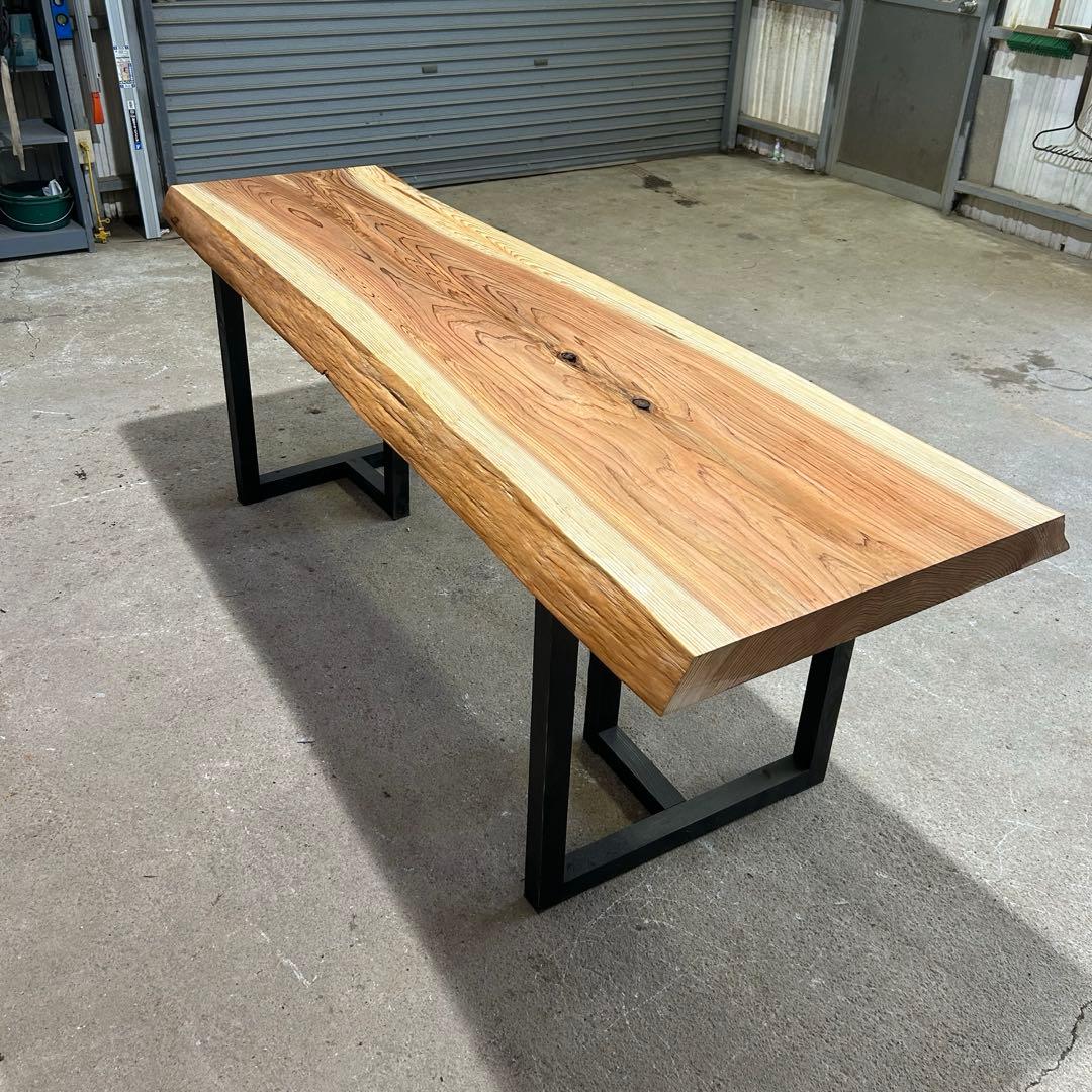 むぅ一枚板ダイニングテーブルテーブル　机　無垢 天板　リビング　一枚板家具