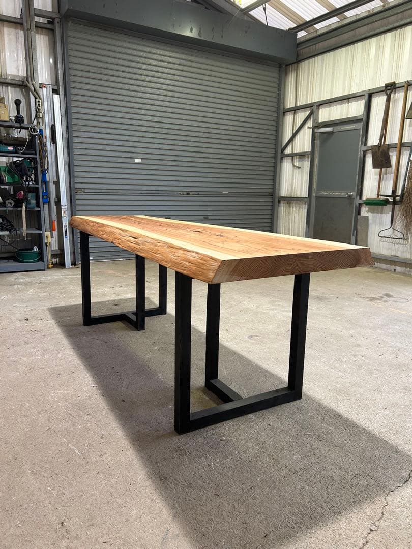 むぅ一枚板ダイニングテーブルテーブル　机　無垢 天板　リビング　一枚板家具