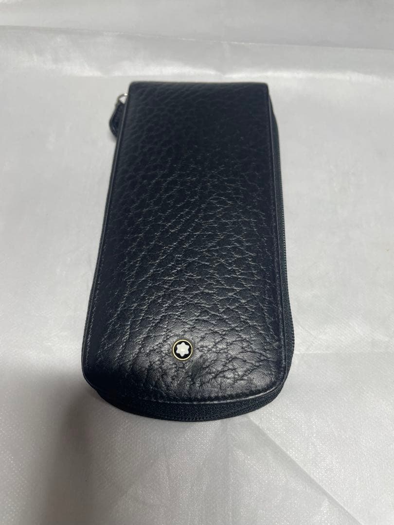 モンブラン　MONTBLANC ペンケース ラウンドジップ　レザー　黒　3本差し