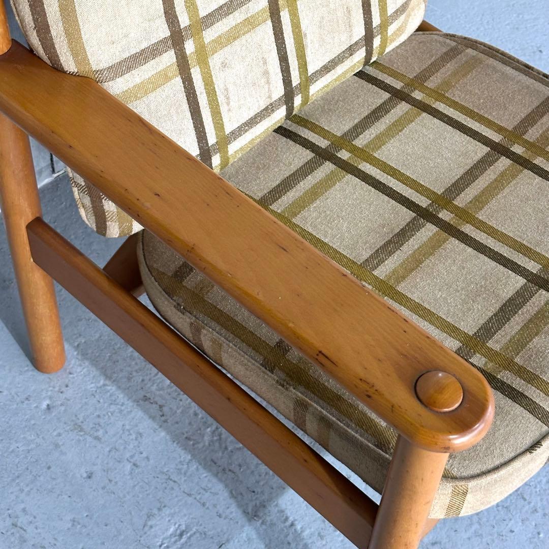 ✿昭和レトロ✿ カリモク ヴィンテージ木製チェア クラシック 布座面チェア①