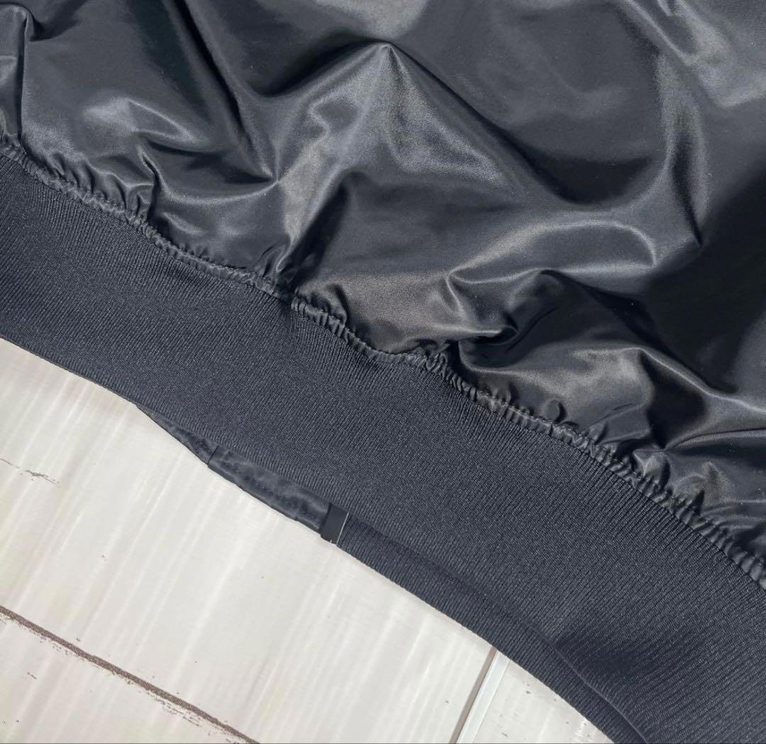 ユニクロ ハイブリッドダウン オーバーサイズ MA-1 ブルゾン