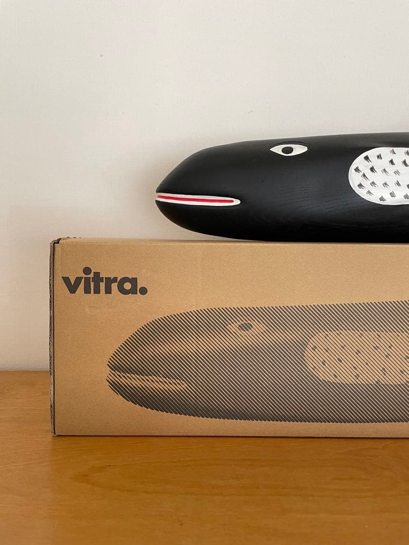 むぎ　Vitra イームズ ハウスホエール　ハウスバード