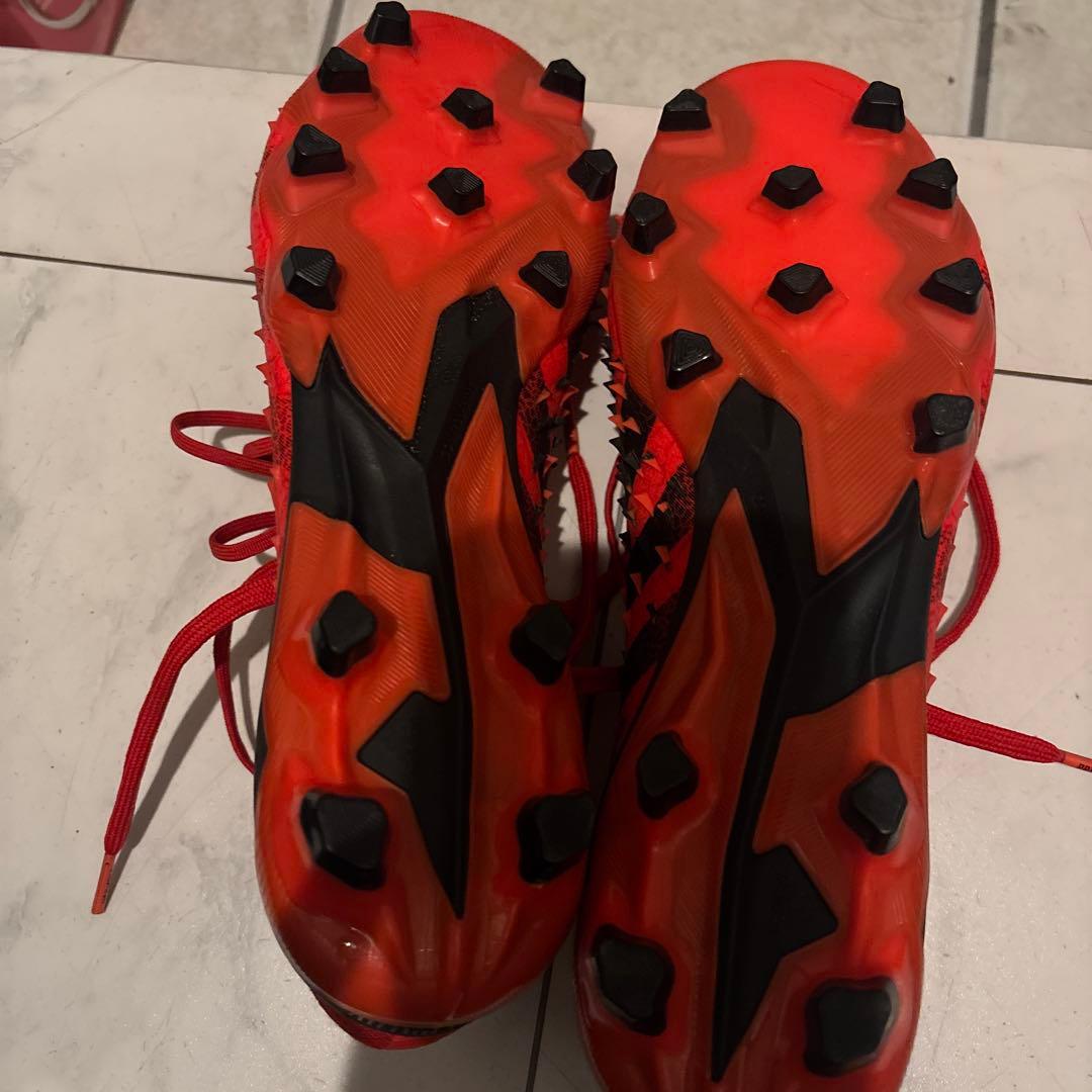 レッド サッカーシューズ スパイク