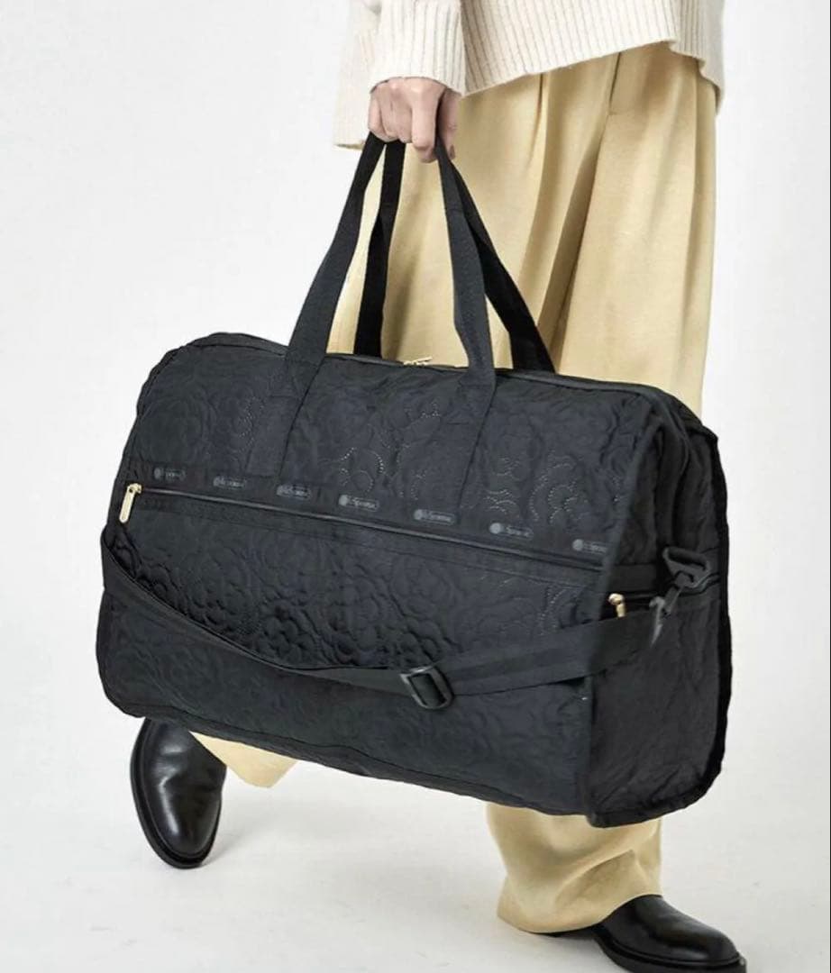 新品タグ付き❤️レスポートサック　パフィーブロッサムズ　ブラック　ボストンバッグ