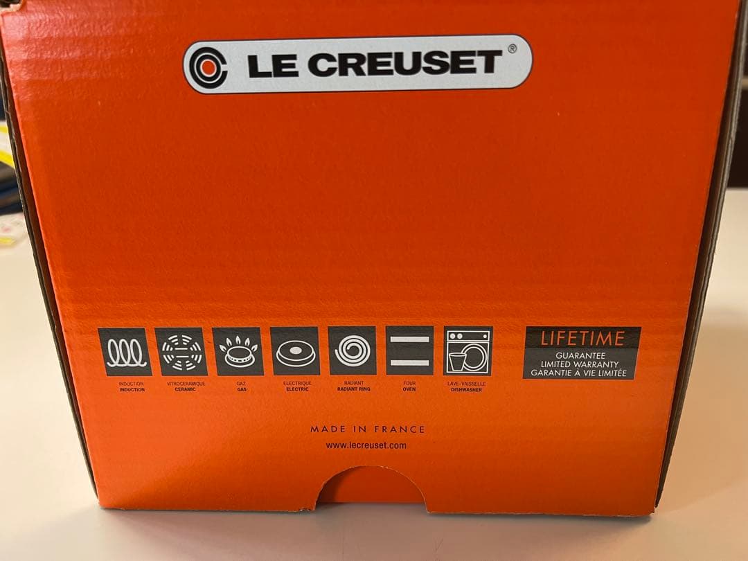 ルクルーゼ　ココットエブリィ 18