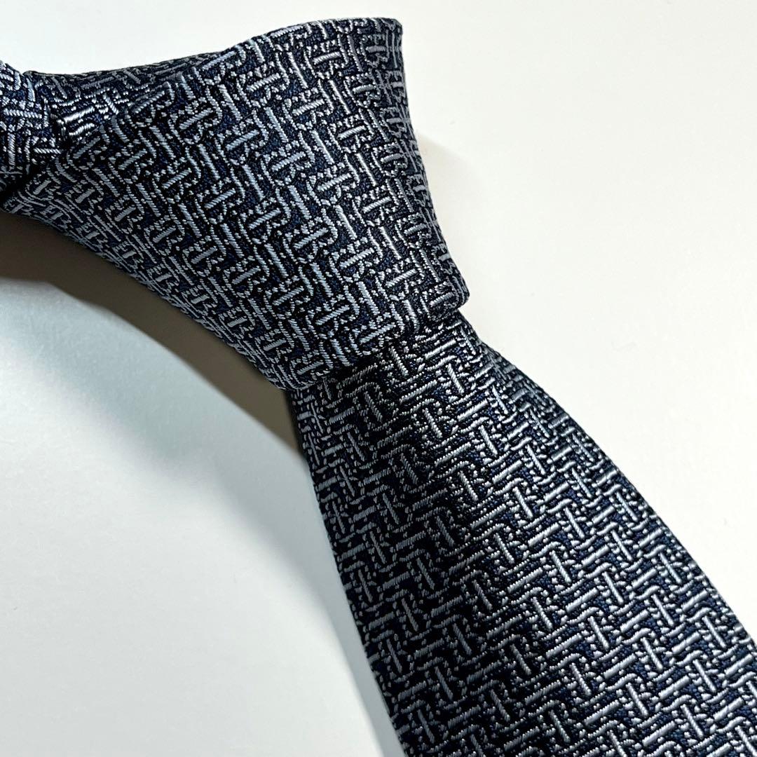 希少✨極美品✨BURBERRY バーバリー　ネクタイ　TBロゴ 現行