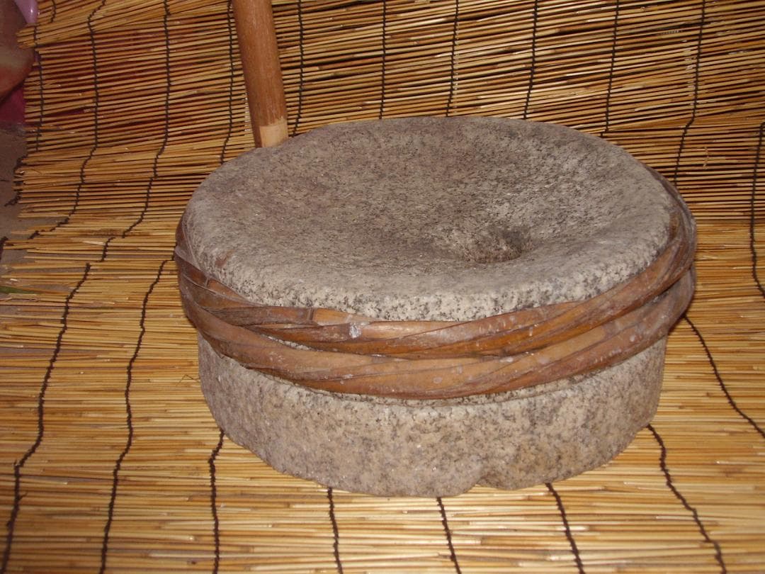 昭和レトロ 石臼