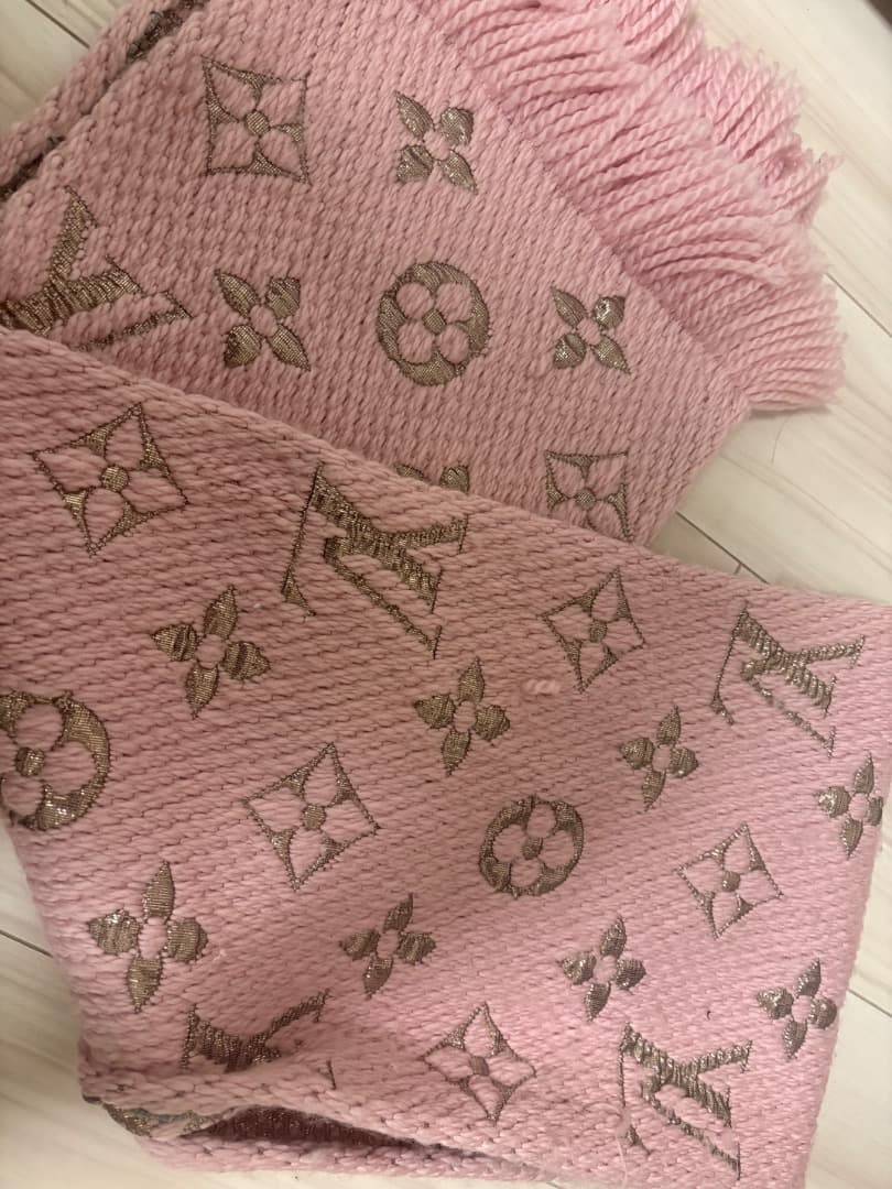 ヴィトンのマフラー