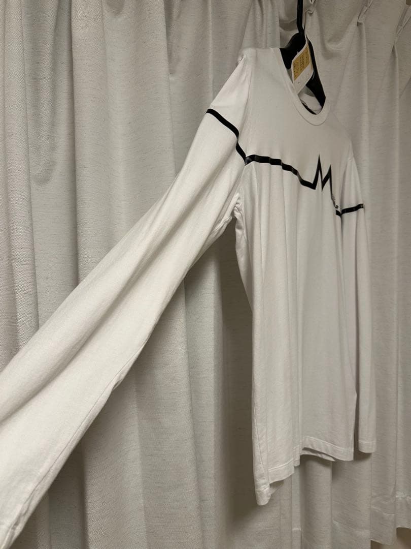 MONCLER ホワイト クリーニング済　長袖　ロンT モンクレール　サイズＭ