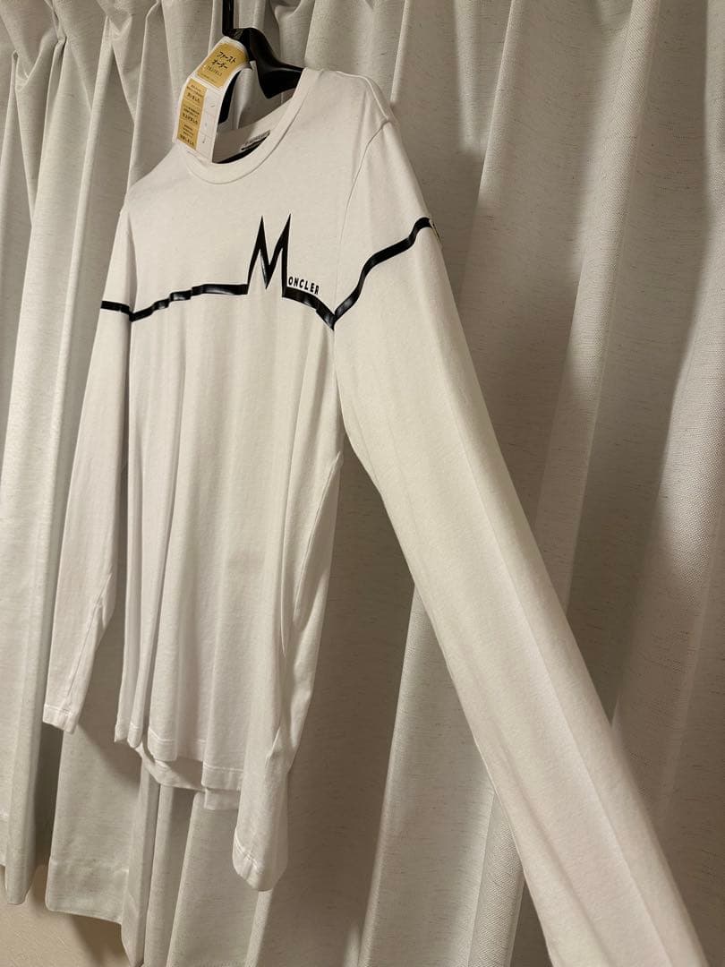 MONCLER ホワイト クリーニング済　長袖　ロンT モンクレール　サイズＭ