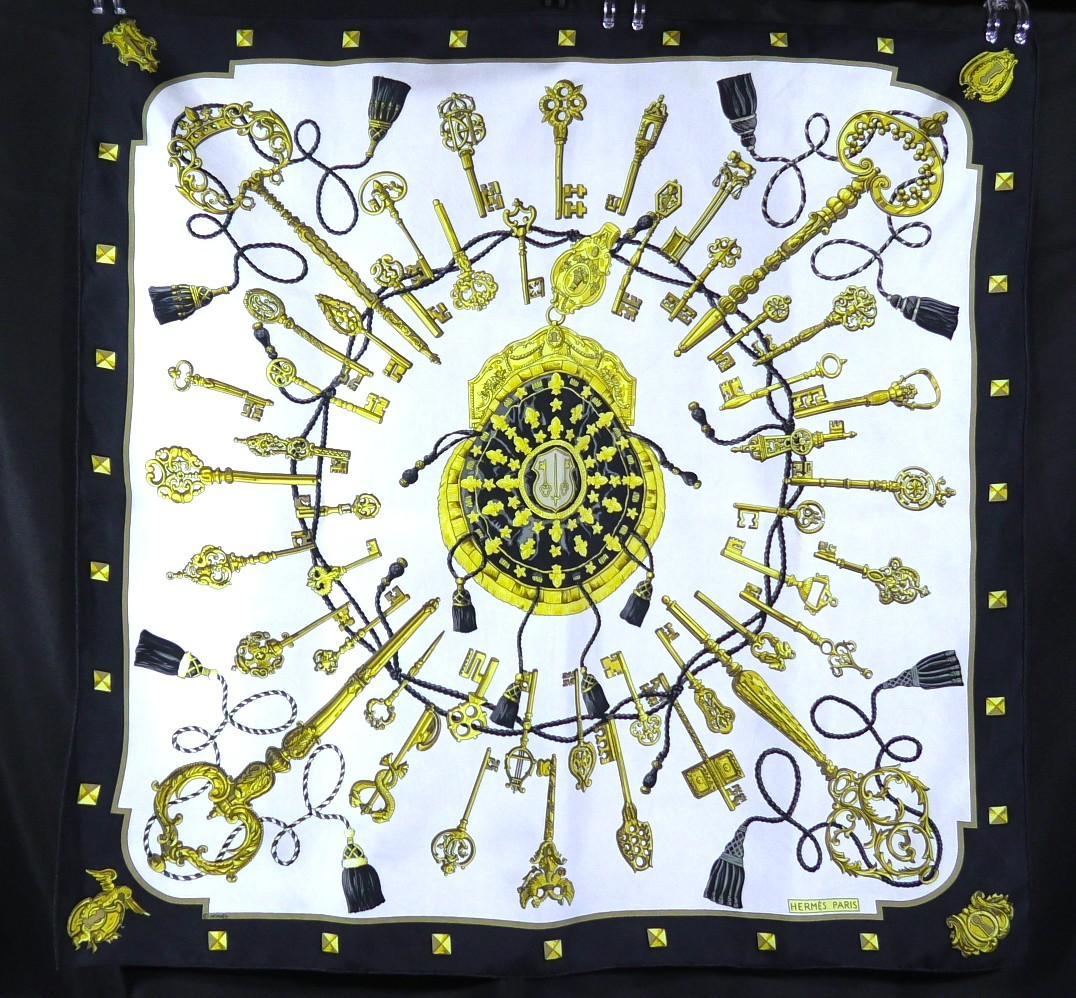 美品　HERMES エルメス　大判スカーフ　カレ90　 D561