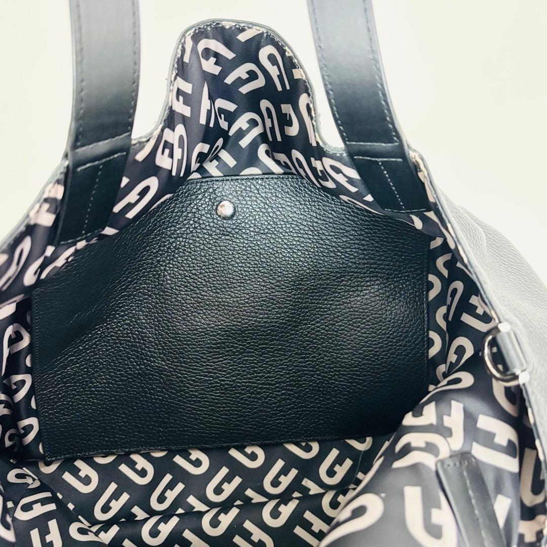 2721【美品】FURLA 本革 トートバッグ レザー A4収納 リバーシブル