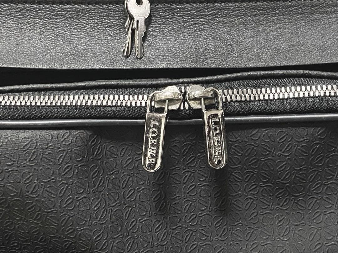 ロエベ キャリーケース 旅行カバン 黒 アナグラム ブリーフ レザーPVC機内