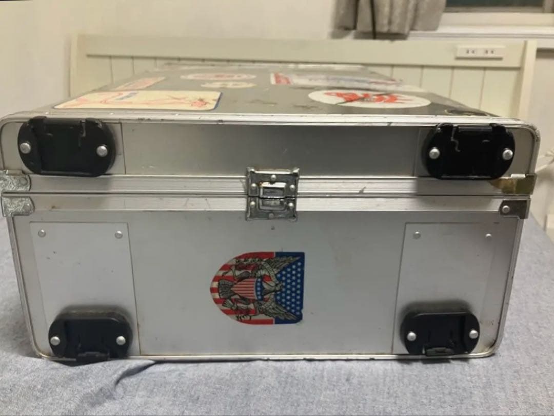 サ*リ様 ジュラルミン製スーツケース　アルミ合金　レア　ビンテージ