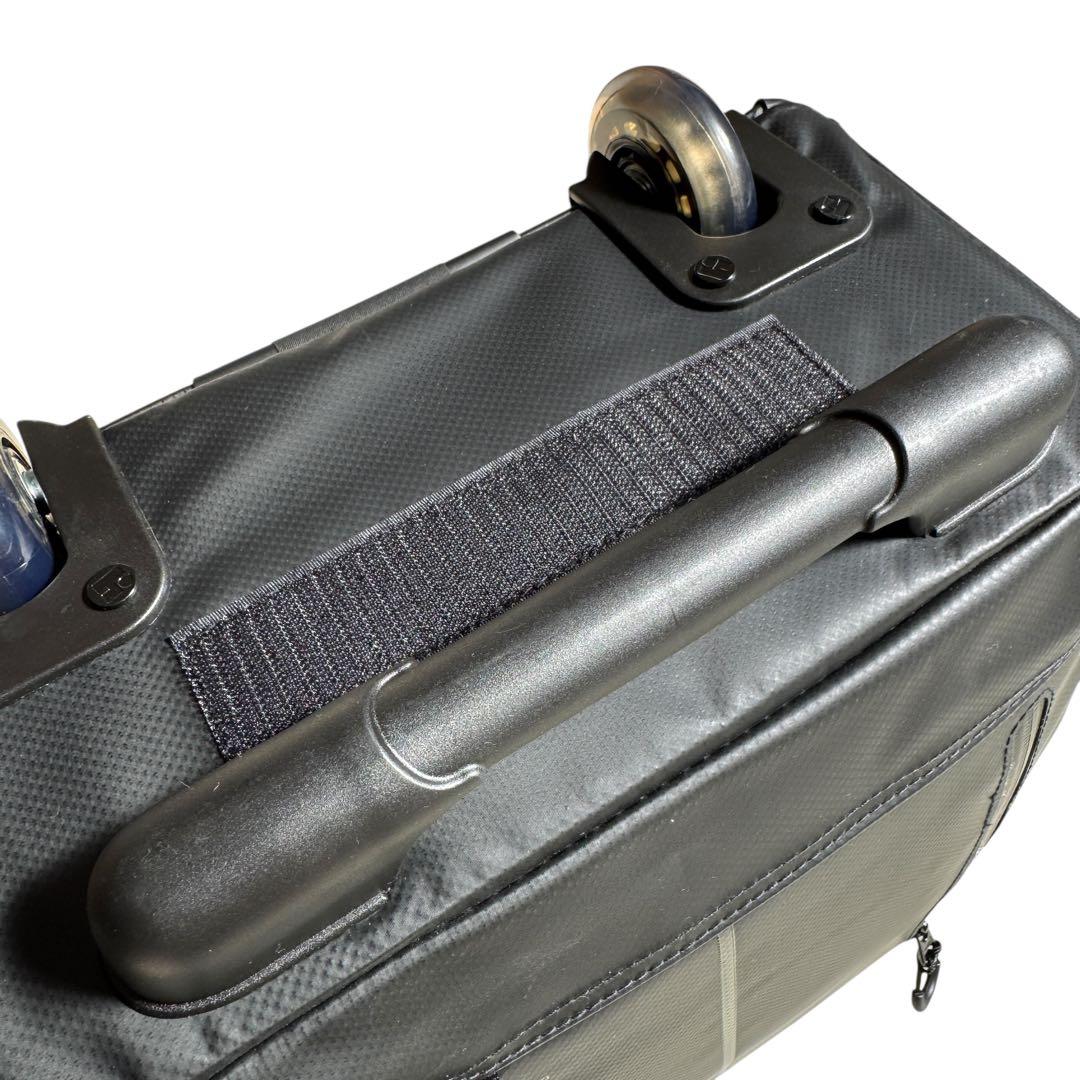 極美品 HWDESIGN アクトリップ2WAY ソフトキャリー リュック 黒