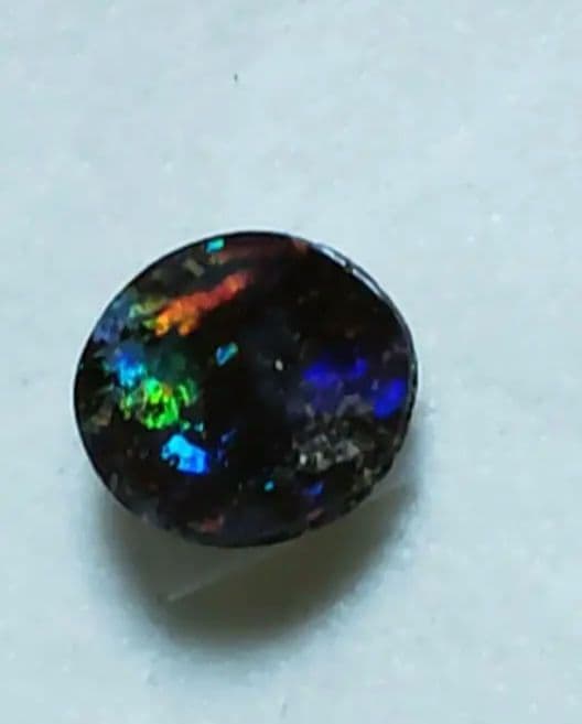極ネオン　クイーンズランド産ボルダーオパール