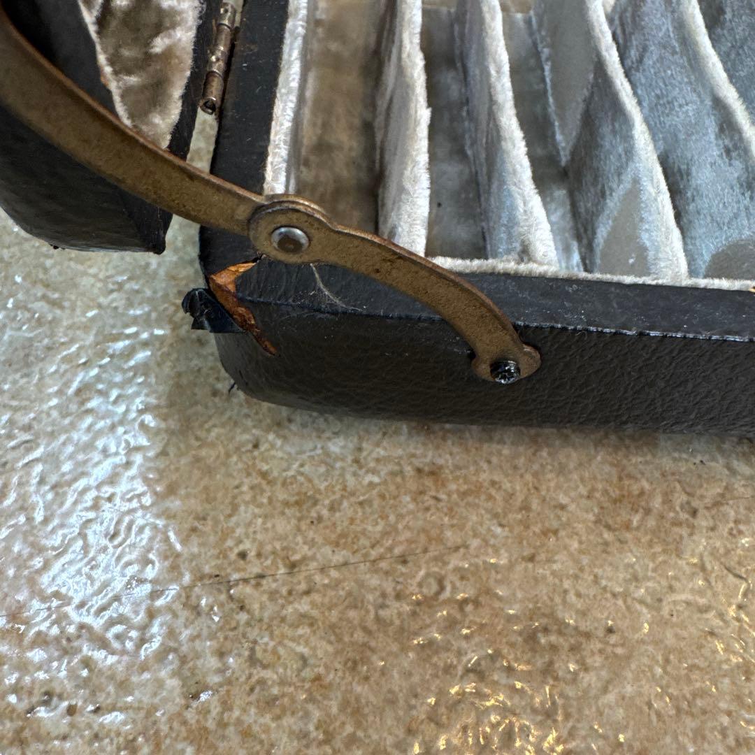 ら*ん様 ビンテージ　バイオリン弓ケース 皮張り黒 仕切りあり12本入り