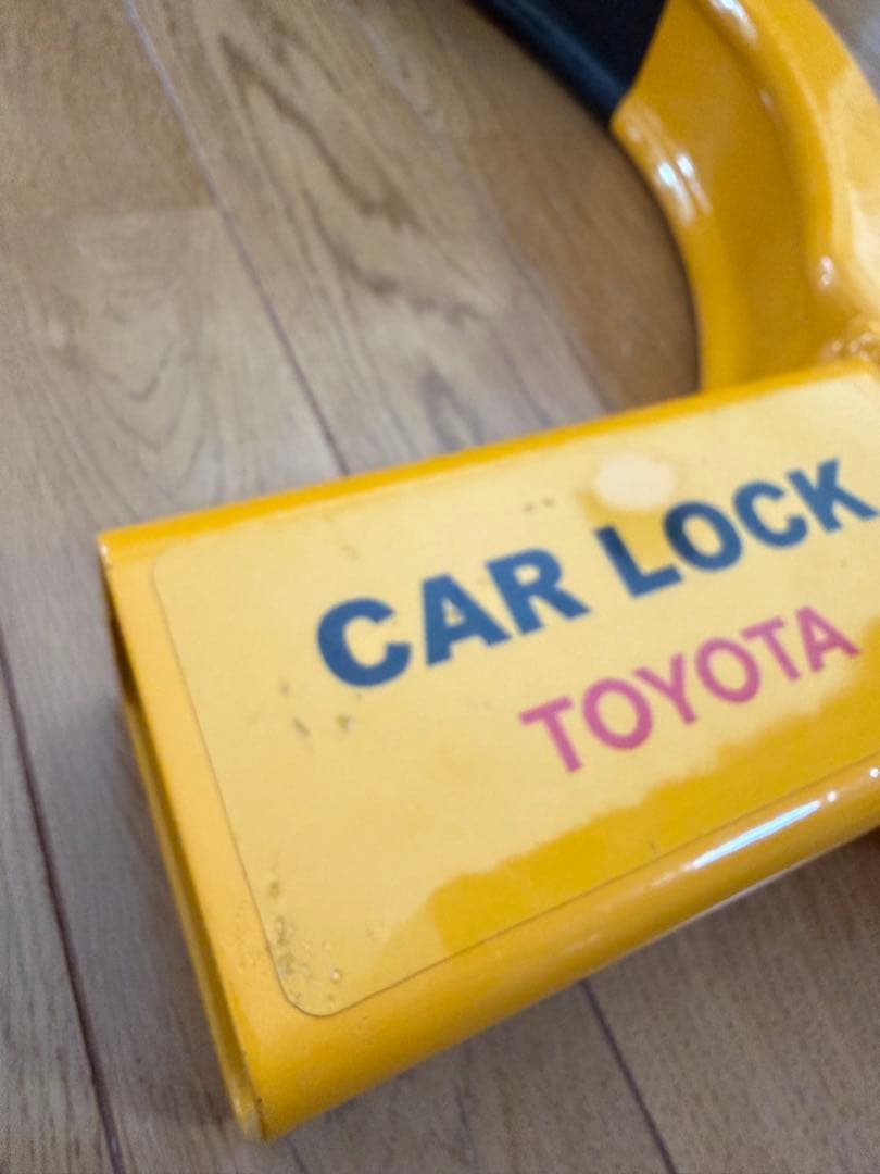 カエル　トヨタ純正　タイヤロック