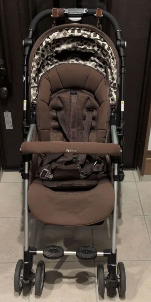 も*ぴ様 【超美品】Aprica ベビーカー ブラウン　バギー