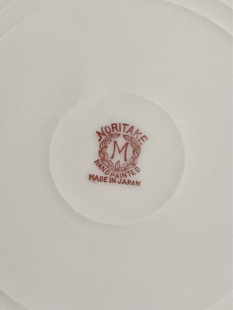 気まぐれセール中❣️オールドノリタケ✨美しく華麗な花々金盛り金彩皿2枚✨