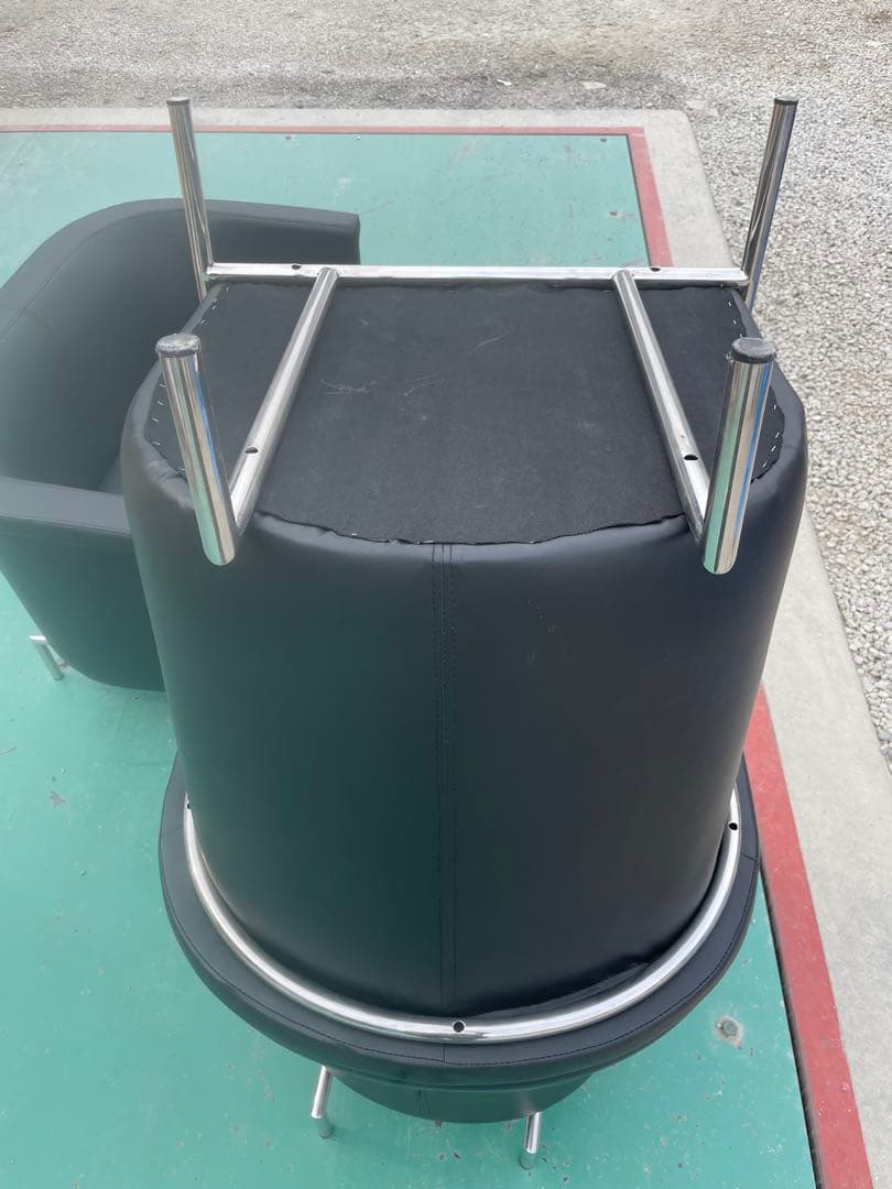 合皮クラブチェア◎ モダンデザインラウンジチェア／店舗・サロン・書斎1\3