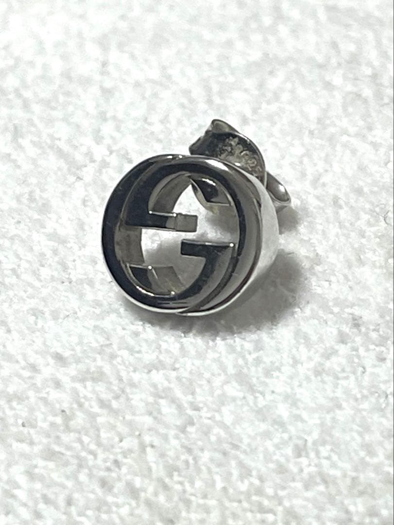 GUCCI グッチ ピアス シルバー