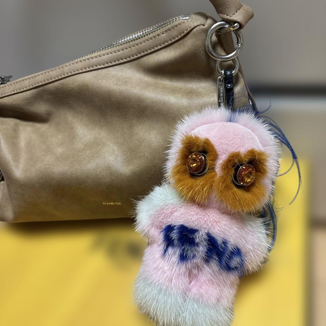 フェンディ FENDI ミンクチャーム　ピロちゃん　美品　バッグチャーム