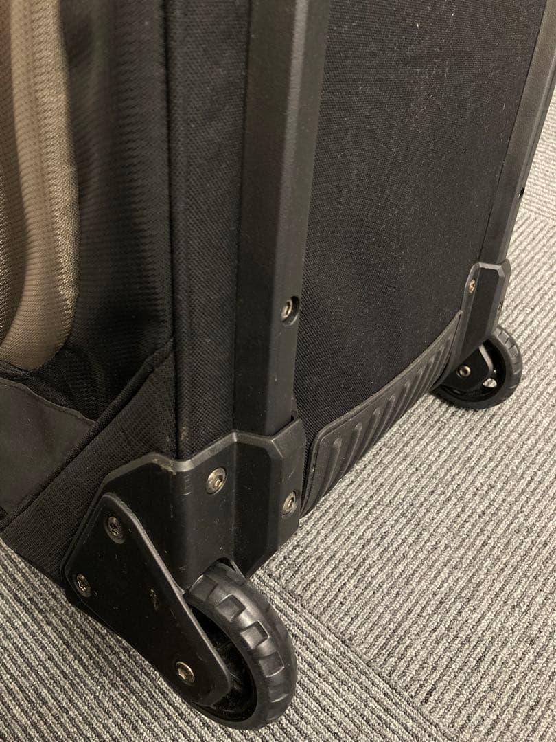 【新品未使用】Deuter カーキ スーツケース 旅行 登山バッグ 容量60L◇