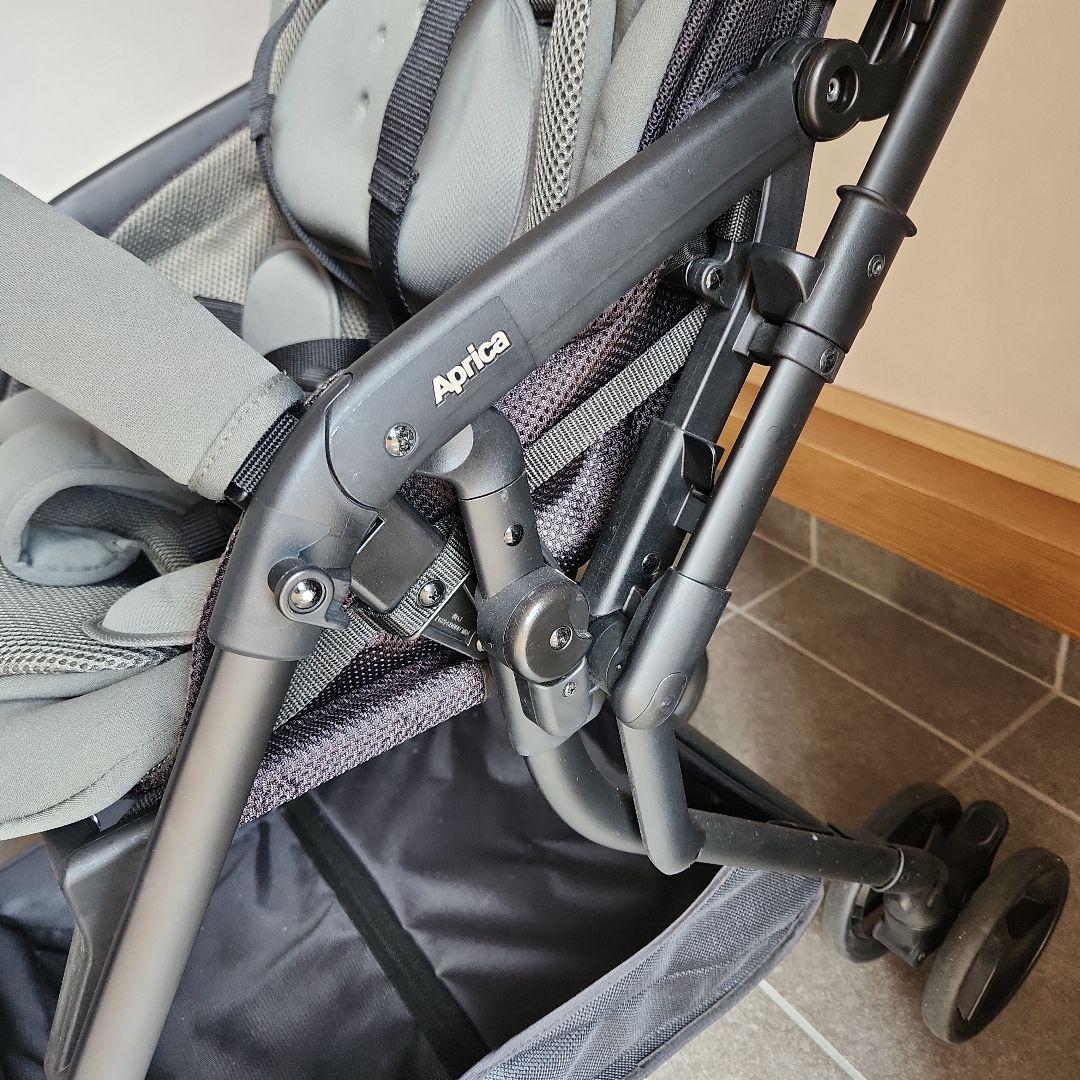 アップリカ　ベビーカー　ルンルンコンパクト