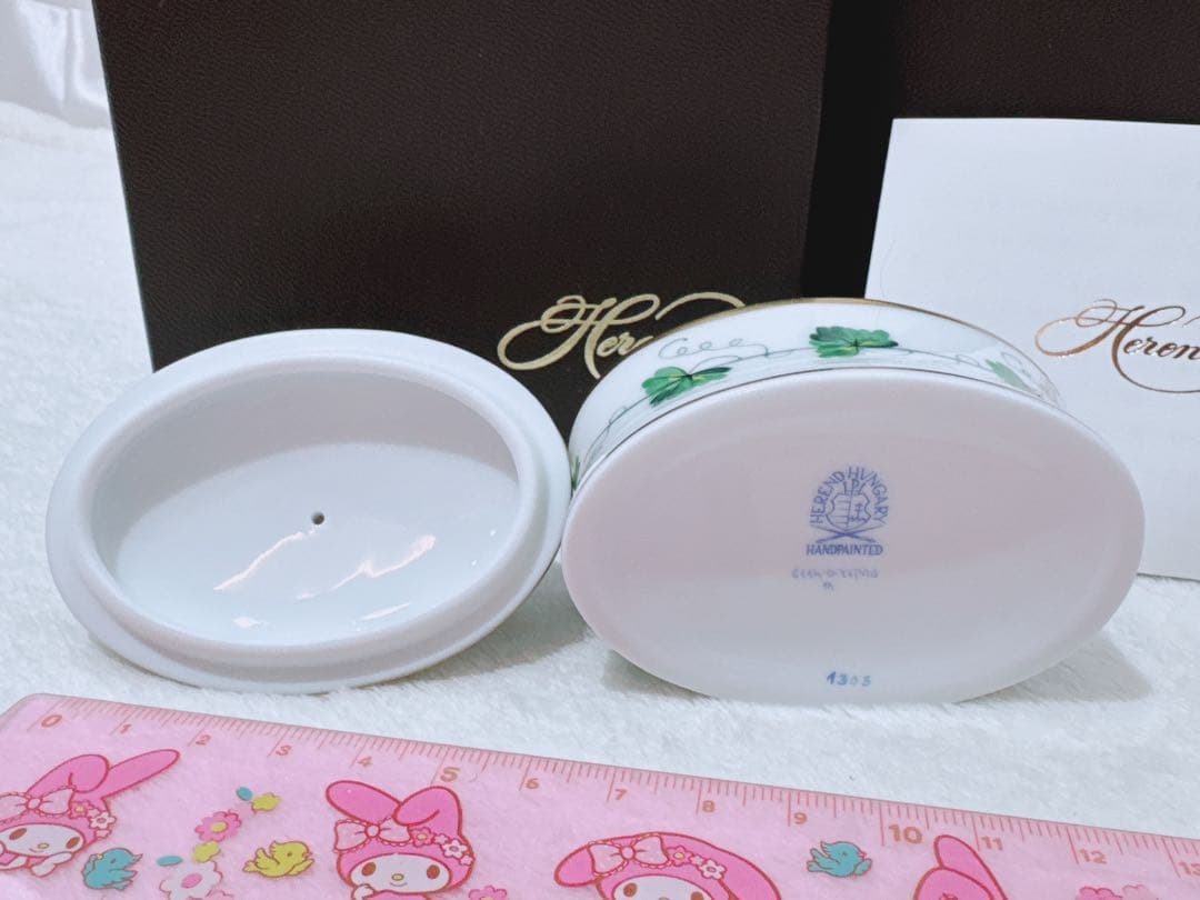ヘレンド HEREND ウィーン からくさ オーバルボックス くま テディベア