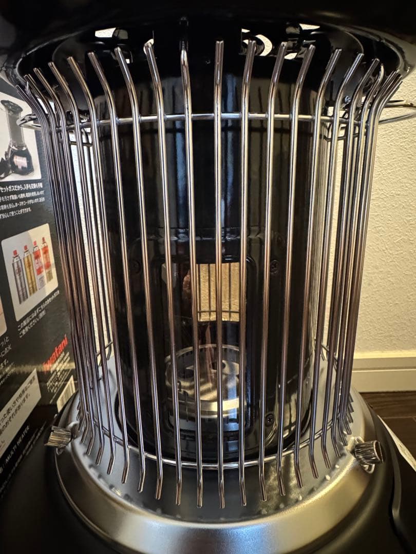 岩谷 カセットガスストーブ マル暖 CB-STV-MRD★試運転のみ