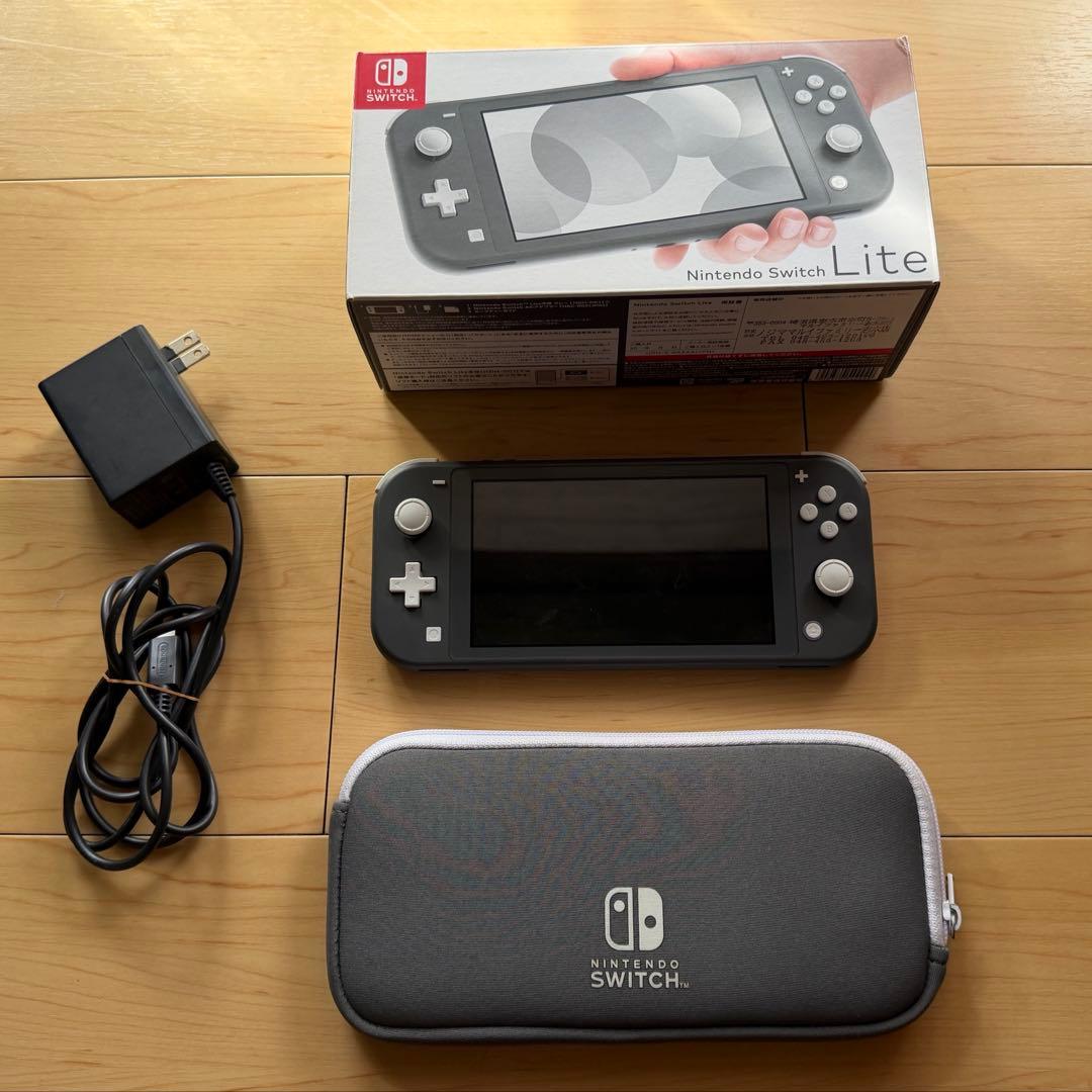 【値下げ】Nintendo Switch Lite グレー(持ち歩きポーチつき)