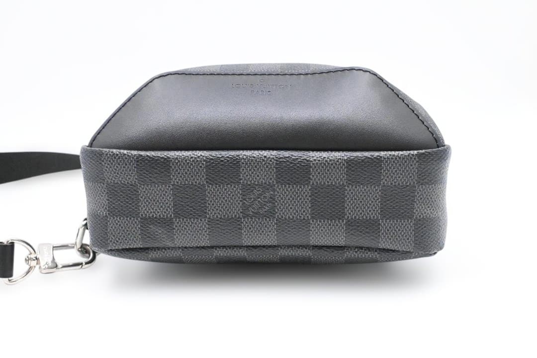 【超美品】ルイヴィトン ダミエ グラフィット アヴェニュー スリングバッグ
