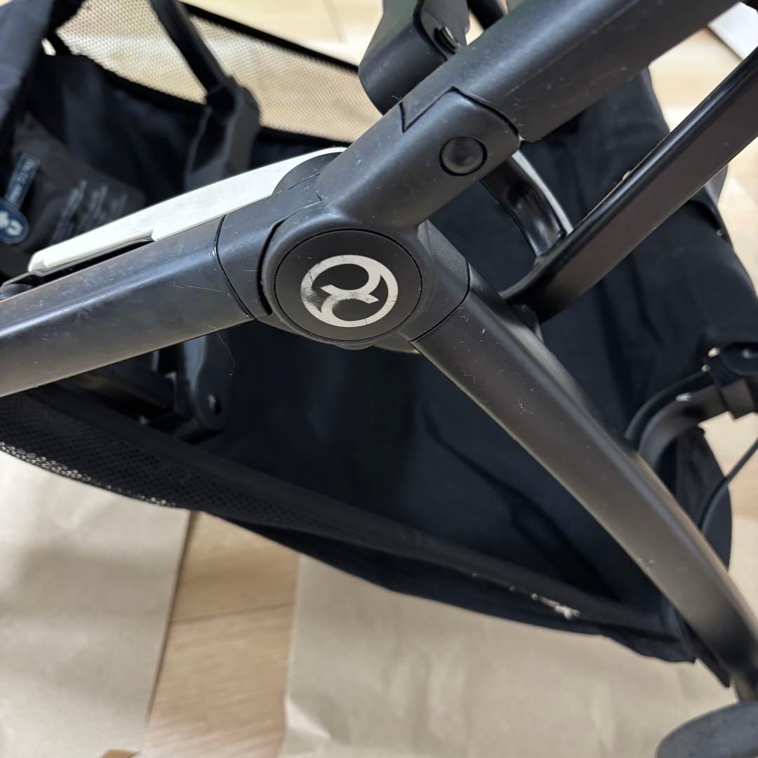 サイベックス リベル　ベビーカー　コンパクト　軽量　グレー