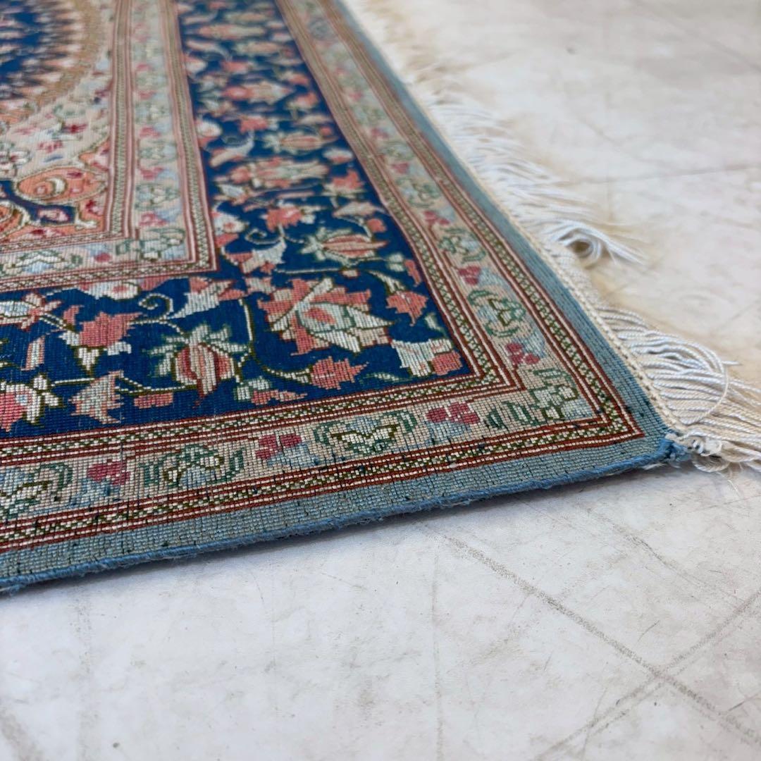 ペルシャ絨毯　イラン　メダリオン　ラグ　絨毯