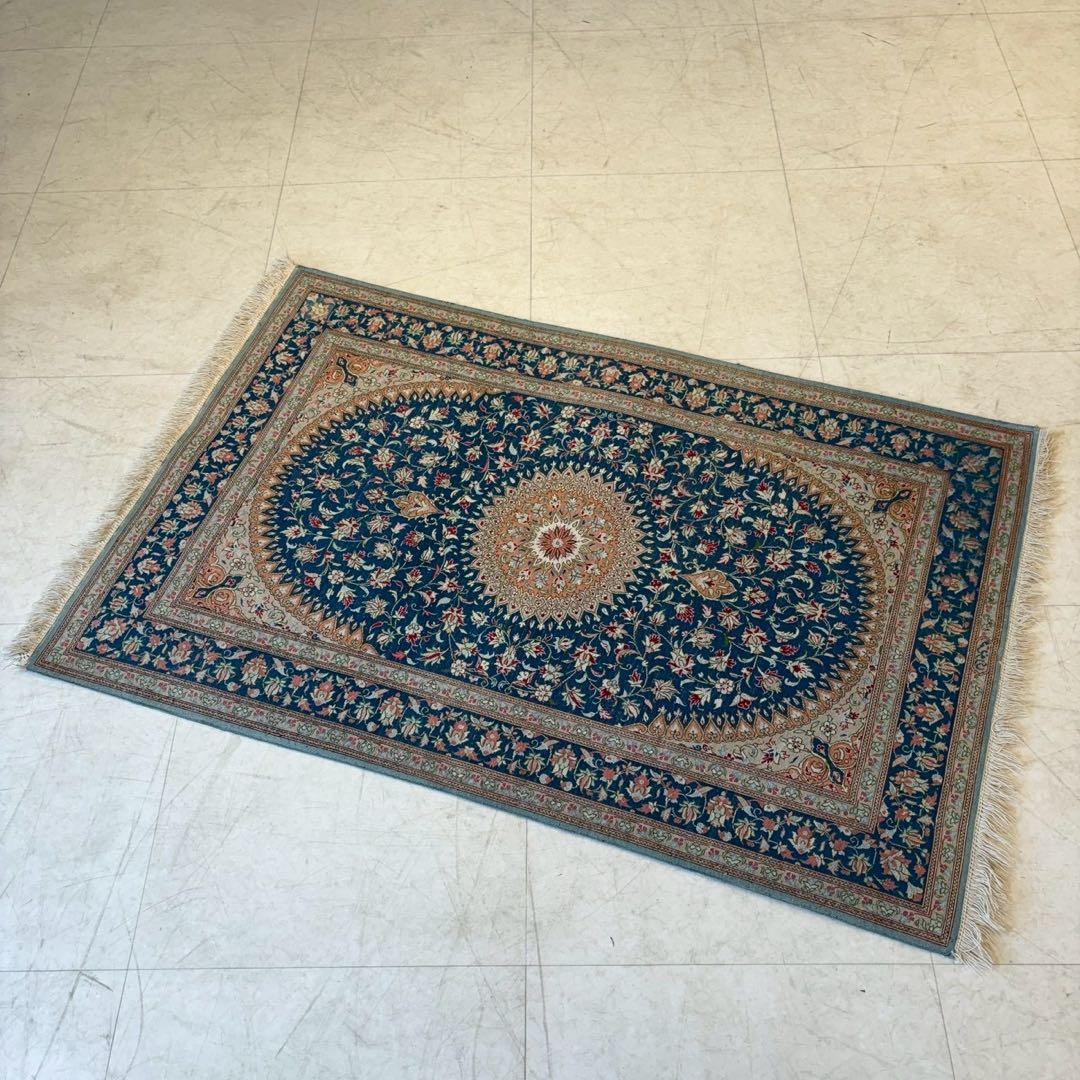 ペルシャ絨毯　イラン　メダリオン　ラグ　絨毯