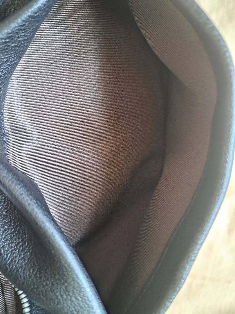 Plug プラグ ボディバッグ レザー