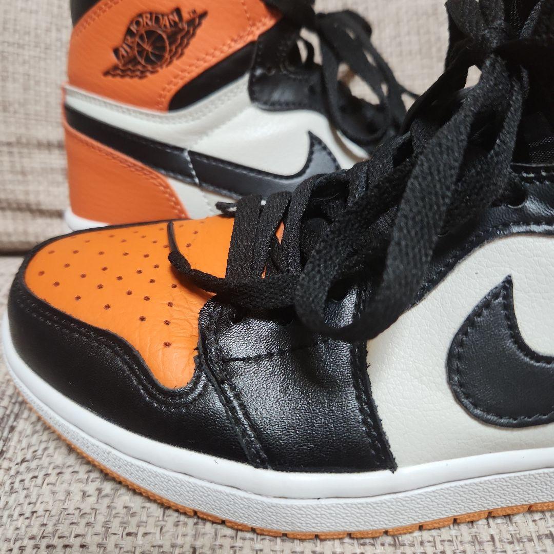 NIKE Air Jordan 1 シャッタードバックボード 23.5