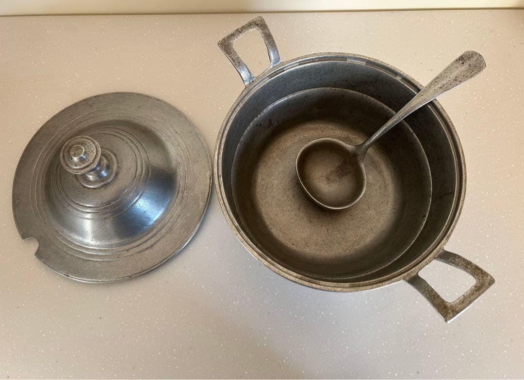 ピューター製　鍋とレードル