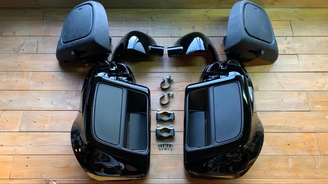 【ハーレー純正】ロアフェアリングキット ビビッドブラック