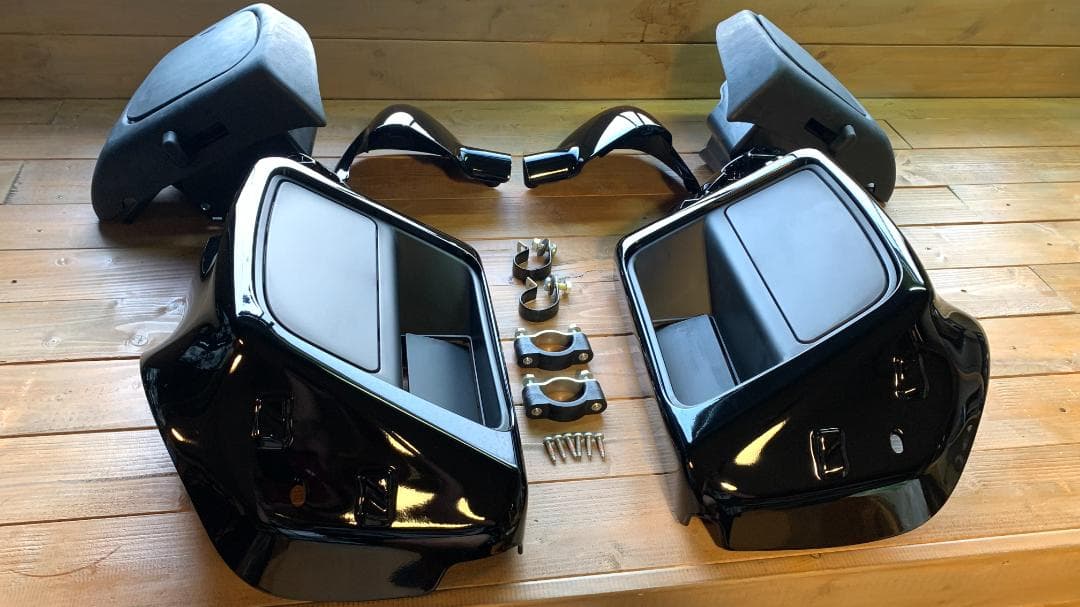 【ハーレー純正】ロアフェアリングキット ビビッドブラック