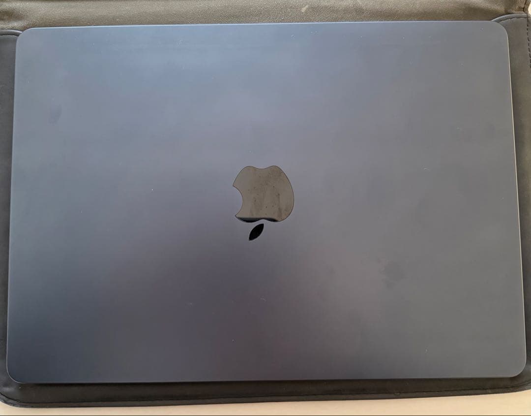 梓*7様 MacBook Air (M2, 2022) 本体