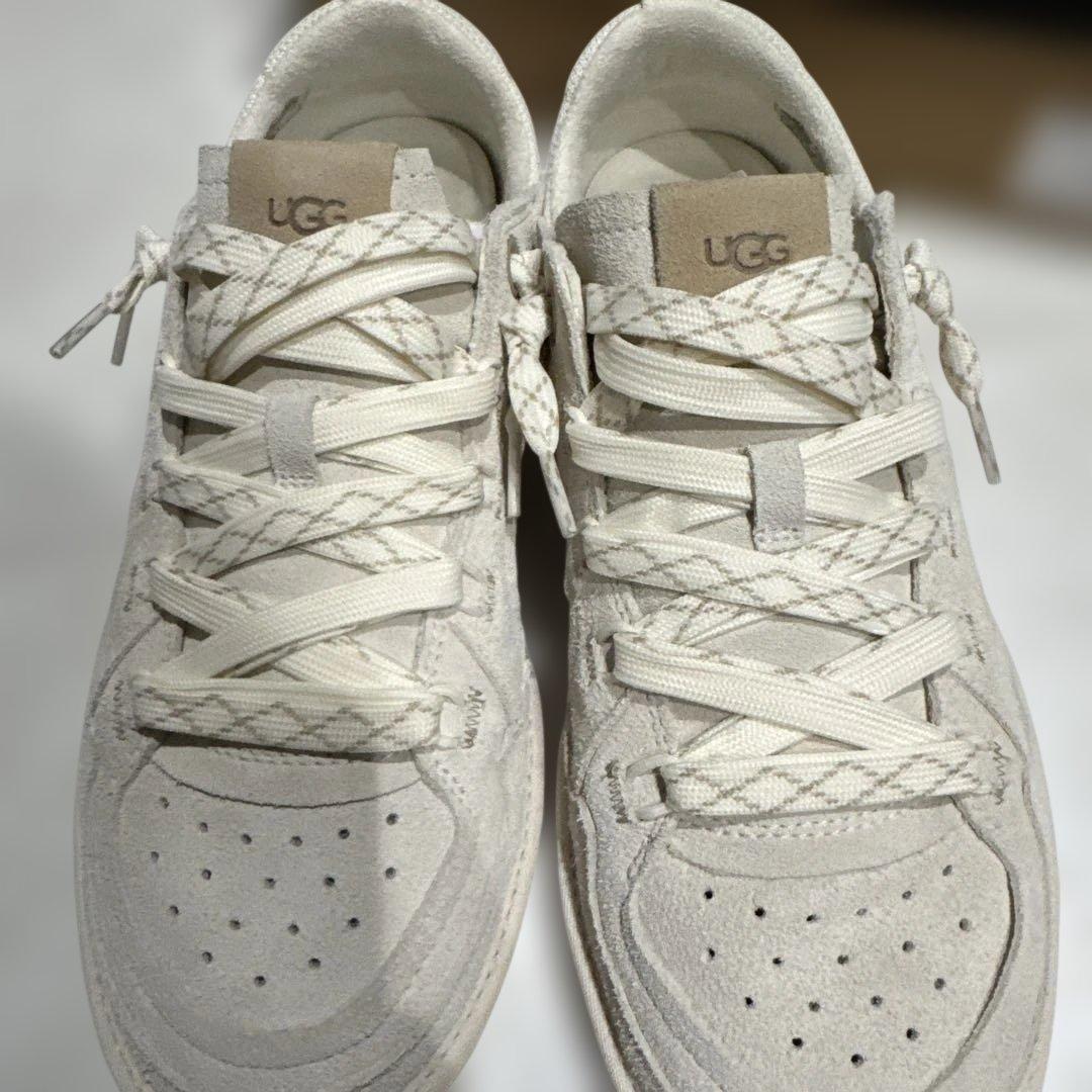 UGG スニーカー MINIMEL ベージュ